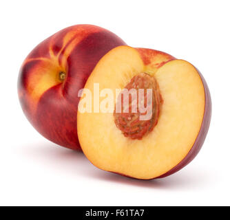 Nektarine Obst isoliert auf weißem Hintergrund hautnah Stockfoto