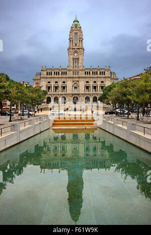 Die Camara Municipal do Porto an der Praça ('Quadrat') tun, General Humberto Delgado. Porto, Portugal. Stockfoto