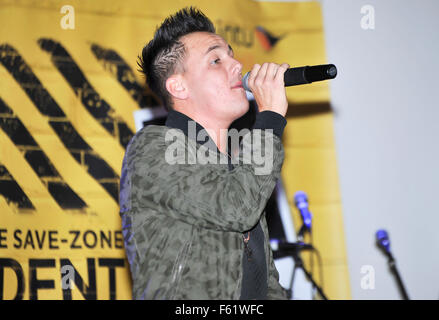 Prominente der Student Lock Pflichtveranstaltung an Intu Merry Hill Shopping Centre mit: Danny Deardon Where: Dudley, West Midlands, England bei: 29. Sep 2015 Stockfoto