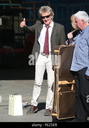 Rod Stewart außerhalb ITV Studios mit: Rod Stewart Where: London, Vereinigtes Königreich bei: 2. Oktober 2015 Stockfoto