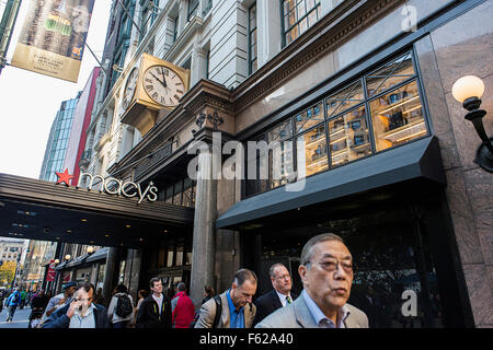 Außerhalb Kaufhaus Macy's, das größte Kaufhaus in der Welt Stockfoto