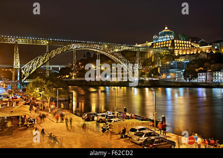 Douro-Fluss und Dom Luis Brücke ich von Ribeira, Porto, Porte e Norte, Portugal gesehen. Stockfoto