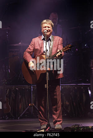 Squeeze Höchstleistungen Liverpool Phiharmonic Hall Featuring: Glenn Tilbrook, wo Squeeze: Liverpool, Vereinigtes Königreich bei: 5. Oktober 2015 Stockfoto