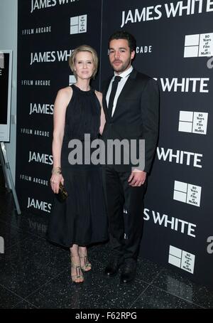 New York, NY, USA. 10. November 2015. Cynthia Nixon, Christopher Abbott bei Ankunft für die Opening Night der MoMA achte jährliche Anwärter mit The Film Arcade JAMES WHITE, Museum of Modern Art (MoMA), New York, NY 10. November 2015. Bildnachweis: Lev Radin/Everett Collection/Alamy Live-Nachrichten Stockfoto