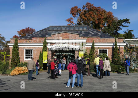 Perkins-Besucherzentrum & Shop, Wave Hill öffentlichen Garten in der Bronx, New York, USA Stockfoto