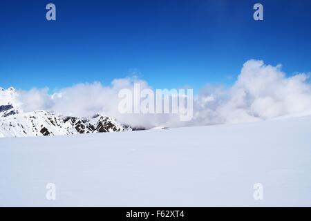 Luftbild entnommen einem Helikopterflug über die spektakulären Bergketten in der Nähe von Franz Joseph Gletscher, Neuseeland Stockfoto