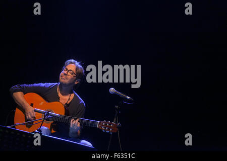 Al Di Meola einer renommierten amerikanischen jazz-Fusion-Gitarrist auf der Bühne der 19. Jazz Fest Sarajevo Stockfoto