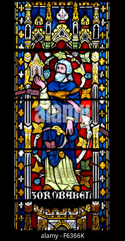 London, England, Vereinigtes Königreich. Allerheiligenkirche, Margaret Street. Glasmalerei-Fenster: Zorobabel / Serubbabel / Zrubbavel... Stockfoto
