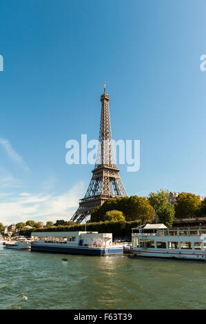 Frankreich, Paris, tour Eiffel, gesehen vom Seineufer Stockfoto