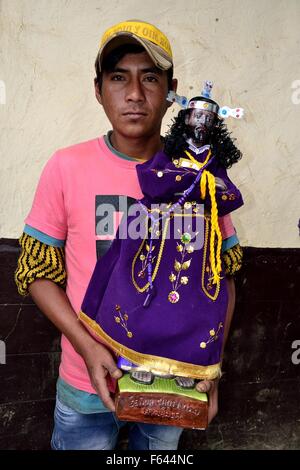 Pilger - Señor Cautivo de Ayabaca Wanderschaft in AYABACA. Abteilung von Piura. Peru Stockfoto