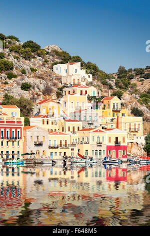 Die Hafen von Symi-Insel ist definitiv das schönste in Griechenland. Stockfoto