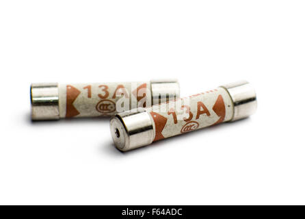 Königreichs 13A Stecker Sicherungen auf einem weißen Hintergrund. Stockfoto