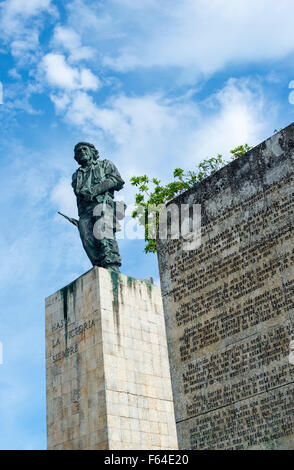Statue von Che Guevara in seinem Mausoleum in Santa Clara, Kuba Stockfoto
