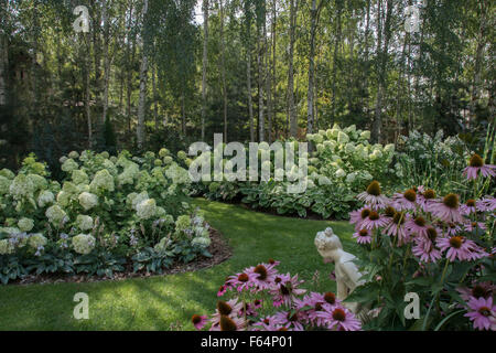 Wilcza Gora Garten im Sommer. Stockfoto