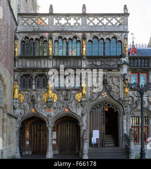 Die Basilika des Heiligen Blutes in Marktplatz Brügge-Westflandern-Belgien Stockfoto