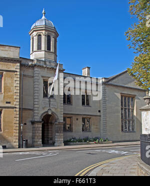 Bedford Bedfordshire St Pauls Rathausplatz Stockfoto