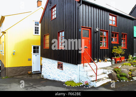 Färöische traditionelle Schwarz Holz Haus Tórshavn Färöer-Inseln Stockfoto