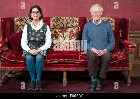 Wasfi Kani und Bamber Gascoigne in West Horsley Ort, welcher das neue Zuhause von Grange Park Opera, Surrey, England, UK soll Stockfoto