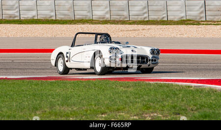 1959 Chevrolet Corvette, 283cid - angetrieben von Daniel Ruehs Argyle, TX. -2015 SVRA US Vintage Meisterschaft am COTA Stockfoto