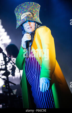 Mailand Italien. 11. November 2015. Die irische Sängerin ROISIN MURPHY führt live auf der Bühne Fabrique, sein neues Album "Haarlose Toys" präsentieren Stockfoto