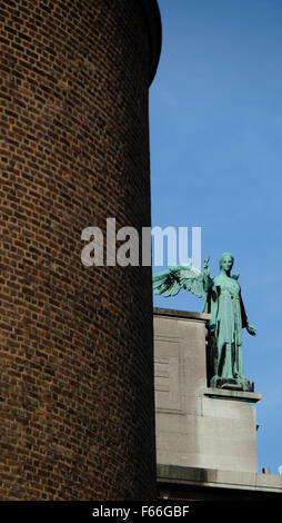 Grand Palais du Centenaire, Brüssel Stockfoto