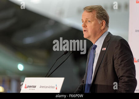 Sydney, Australien. 13. November 2015. American Airlines Chairman und CEO Doug Parker spricht zu den Medien Hanger 96 am Flughafen Sydney. Bildnachweis: MediaServicesAP/Alamy Live-Nachrichten Stockfoto