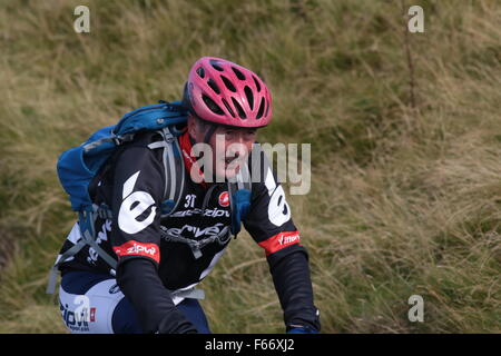 Ein Bild im die Cycling Tour of Britain Pendle, Gisburnund, Barnoldswick und Colne Bereiche durchlaufen. Stockfoto