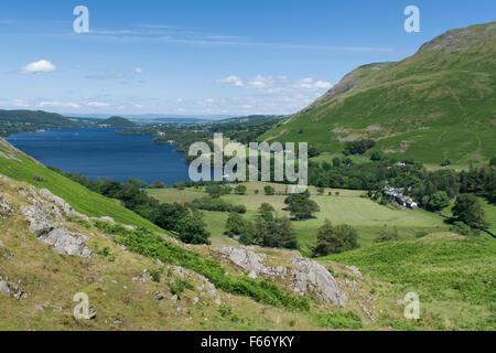 Ullswater aus Martindale Blick Hallin fiel und Howtown. Englischen Lake District, Cumbria, UK. Stockfoto