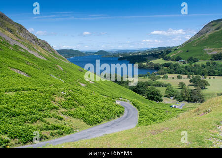 Ullswater aus Martindale Blick Hallin fiel und Howtown. Englischen Lake District, Cumbria, UK. Stockfoto