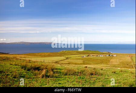 Ein Blick auf Loch Snizort von Totscore, Trotternish, Isle Of Skye, innere Hebriden, Schottland, Vereinigtes Königreich. Stockfoto