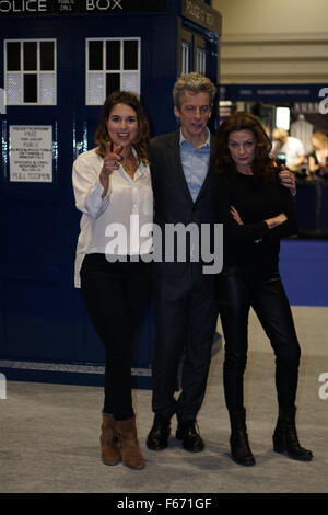 London, UK. 13. November 2015. Fototermin für Dr Who-star Peter Capaldi und Schauspieler in den Eröffnungstagen von Arzt, Festival im Excel London. Bildnachweis: Siehe Li/Alamy Live News Stockfoto