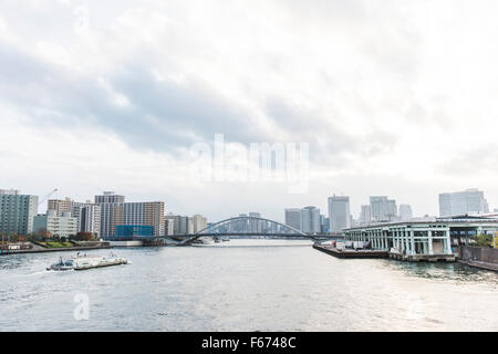 Tsukijiohashi Brücke, Sumida-Fluss, Tokyo, Japan Stockfoto