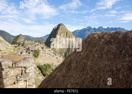 Machu Picchu, einer Inka Zitadelle, die hoch in den Anden in Peru eingestellt, Stockfoto