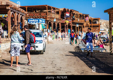 Tauchen und Schnorcheln Center in Dahab, Ägypten. Stockfoto