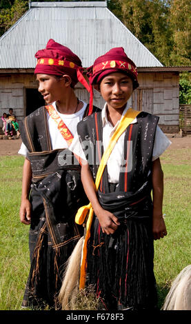 Flores-Dezember 02. Einwohner in Wagomenge Flores Indonesien 12.02.2012 Stockfoto