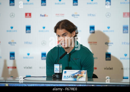 O2 Arena, London, UK. 15. November 2015. Barclays ATP World Tour Finals Tennis 2015 beginnt am Sonntag, den 15. November mit Rafael Nadal am Medientag die O2-Arena am Freitag, 13. November teilnehmen. Bildnachweis: Sportsimages/Alamy Live-Nachrichten Stockfoto