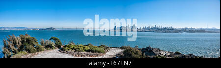 ALCATRAZ Insel, CA - 6. November 2015: Alcatraz Island ist bekannt für Staatsgefängnis Alcatraz und es ist jetzt eine touristische Ziel Stockfoto