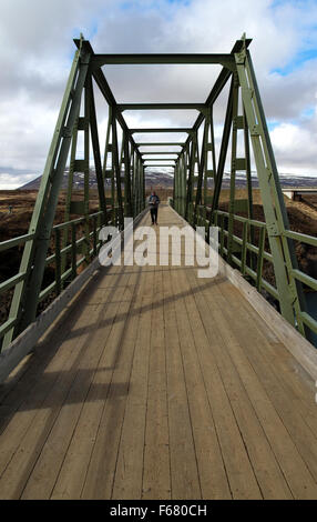 Brücke über den Fluss skjálfandafljót an der Abzweigung für Goðafoss Wasserfall Norden Islands Stockfoto