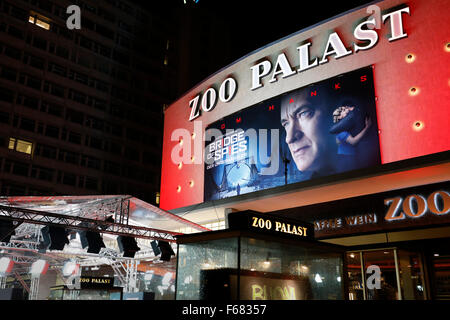 Berlin, Deutschland. 13. November 2015. ZOO Palast Kino, Berlin, Deutschland. 13. November 2015. "Agentenbrücke" Filmpremiere im Kino ZOO Palast in Berlin, Deutschland.  Bildnachweis: Piotr Zajac/Alamy Live-Nachrichten Stockfoto