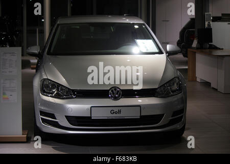 Markenname: "VW Golf Volkswagen", Berlin. Stockfoto