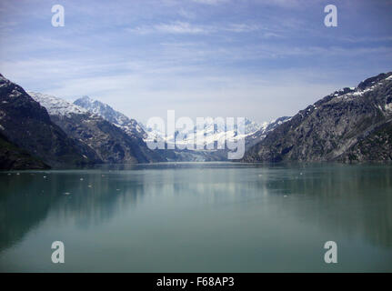 Harvard-Gletscher von einem Schiff in College Fjord, Alaska. Stockfoto