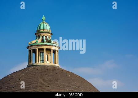 November 2015, Kuppel des Hauptgebäudes der das Eidgenössische Institut für technische (ETH) in Zürich (Schweiz), HDR-techniqu Stockfoto