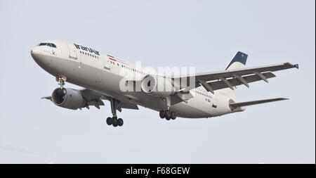 Iran Air Airbus a 300 EP-IBA ins Land kommen am Flughafen London Heathrow LHR Stockfoto