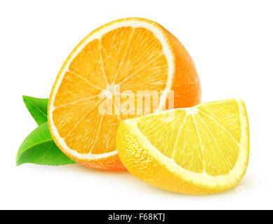 Orange und Zitrone Scheiben isoliert auf weißem Hintergrund mit Beschneidungspfad Stockfoto