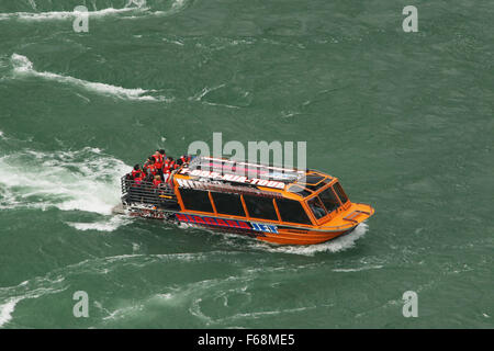 Niagara Jet Adventure Tourist Jetboot Touren der Whirlpool auf dem Niagara Fluss. Niagara Parks, Ontario, Kanada. Stockfoto