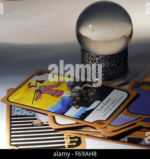 Kristallkugel, Zukunft, Wahrsager, Zigeuner, Tarot, Lesung, Narr, Karte, Stockfoto