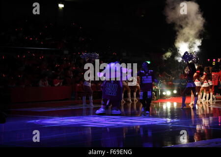 Arena Funabashi, Chiba, Japan. 14. November 2015. Gesamtansicht, 14. November 2015 - Basketball: Basketball-Bundesliga "NBL" 2015-2016 zwischen Chiba Jets 73-76 Hitachi Sunrockers Tokio in der Arena Funabashi, Chiba, Japan. Bildnachweis: AFLO SPORT/Alamy Live-Nachrichten Stockfoto