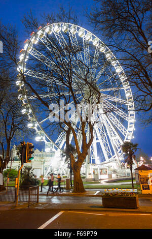 Riesenrad Aufleuchten der englischen Riviera Torquay Devon Stockfoto