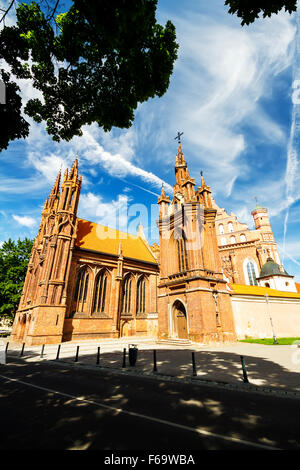 St.-Anna Kirche und Bernardine Kloster in Vilnius, Litauen Stockfoto