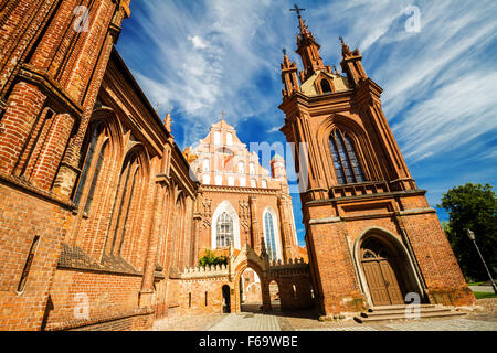 St.-Anna Kirche und Bernardine Kloster in Vilnius, Litauen Stockfoto